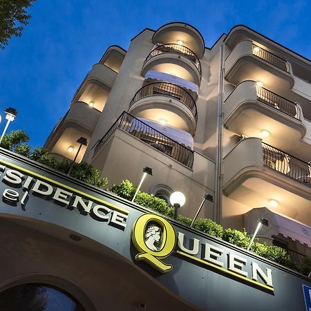 Residence Queen Римини Екстериор снимка